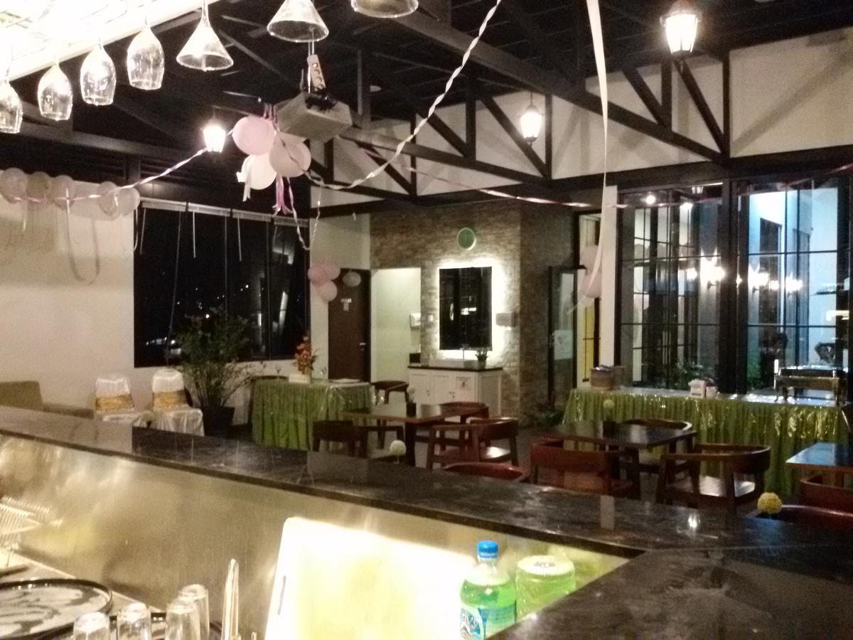 Green Eden Hotel Manado Exterior foto