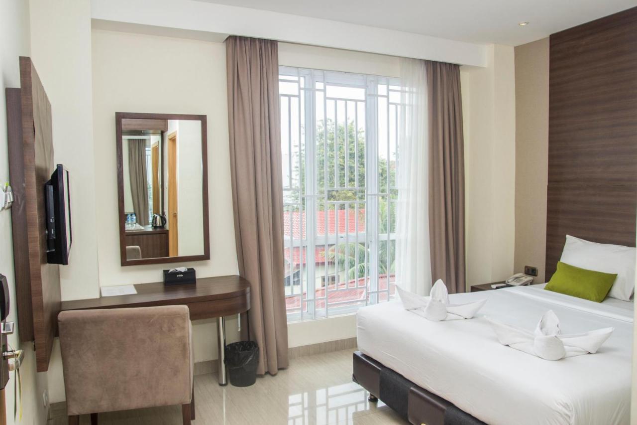 Green Eden Hotel Manado Exterior foto